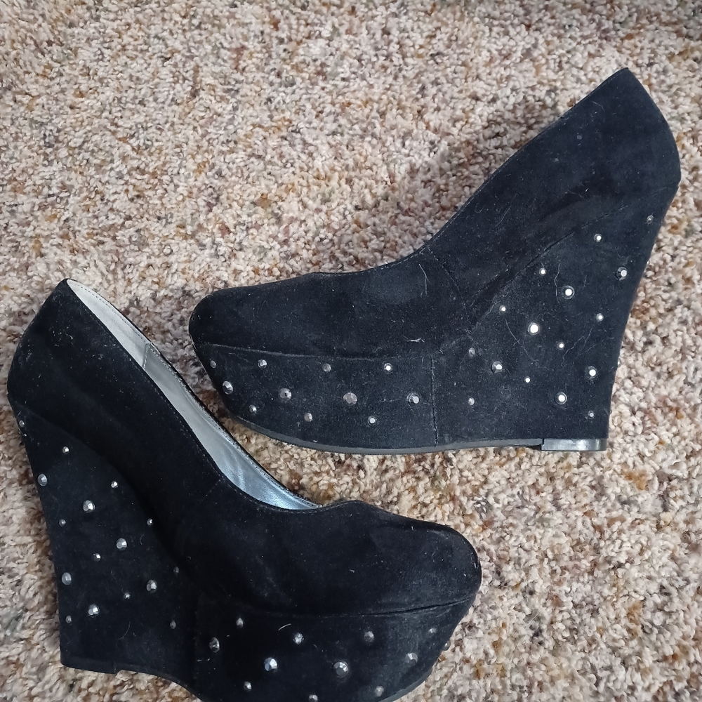 DM wedge dress shoes